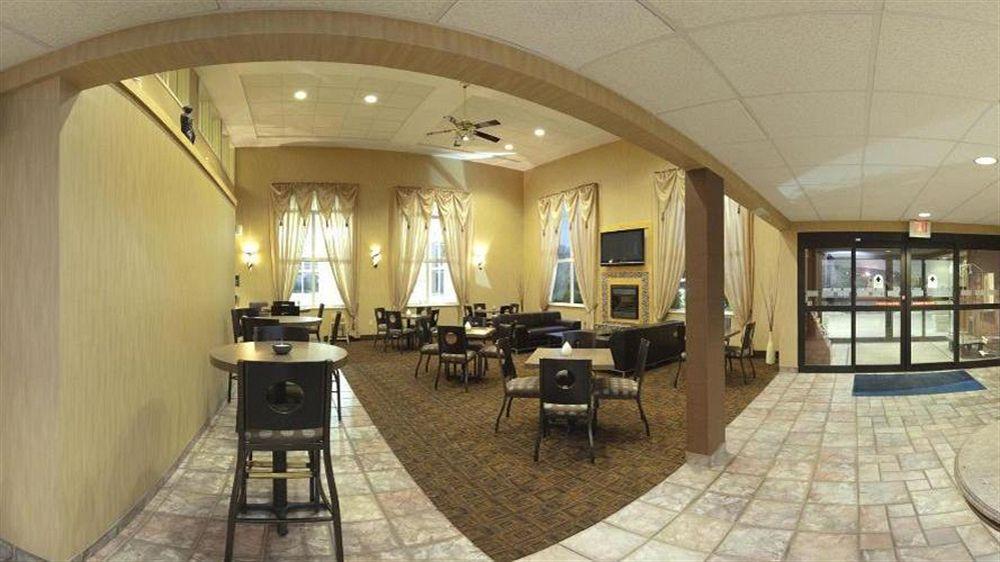 Holiday Inn Express Hotel & Suites Cincinnati-North/Шарънвил Екстериор снимка