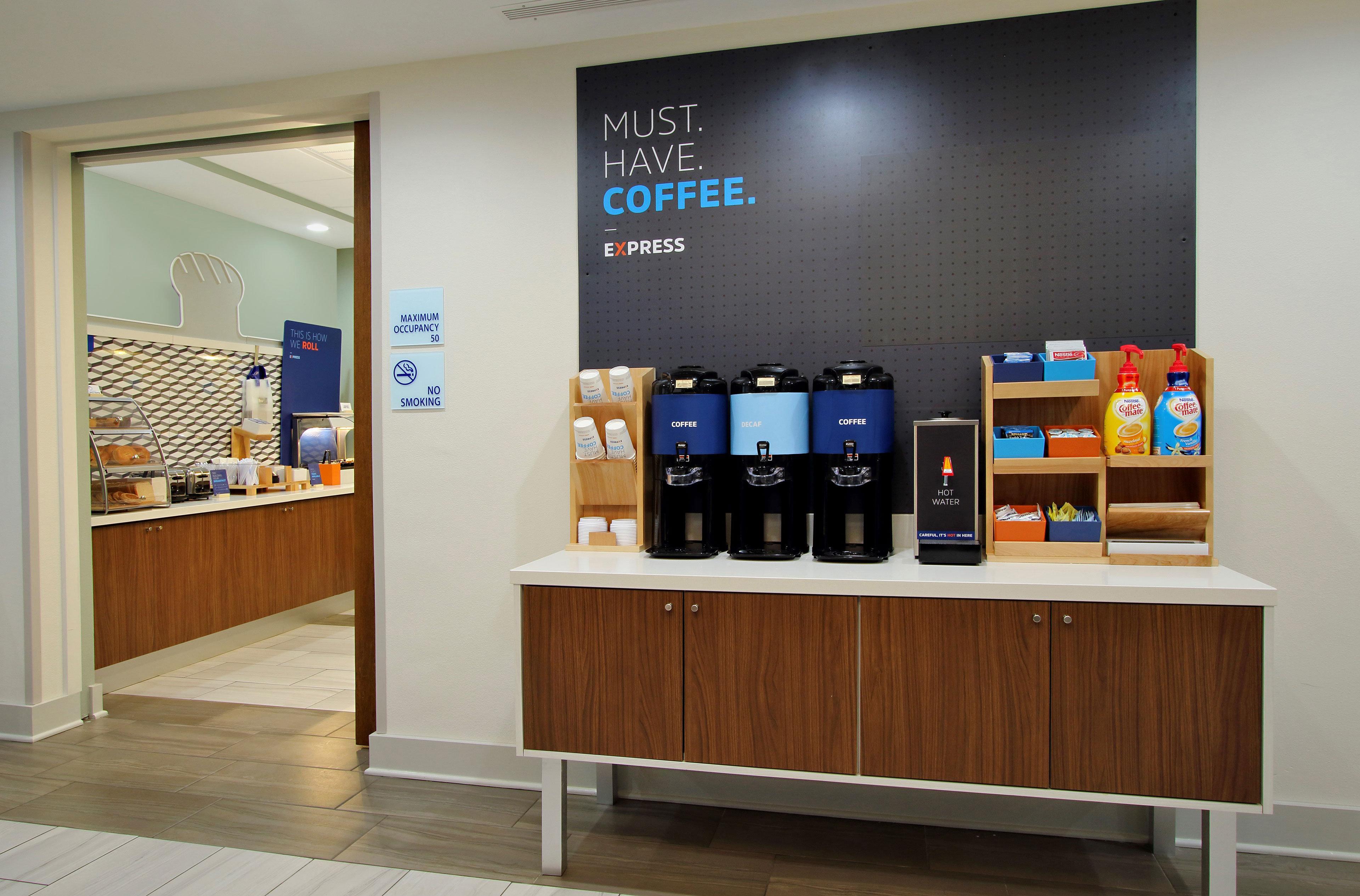 Holiday Inn Express Hotel & Suites Cincinnati-North/Шарънвил Екстериор снимка