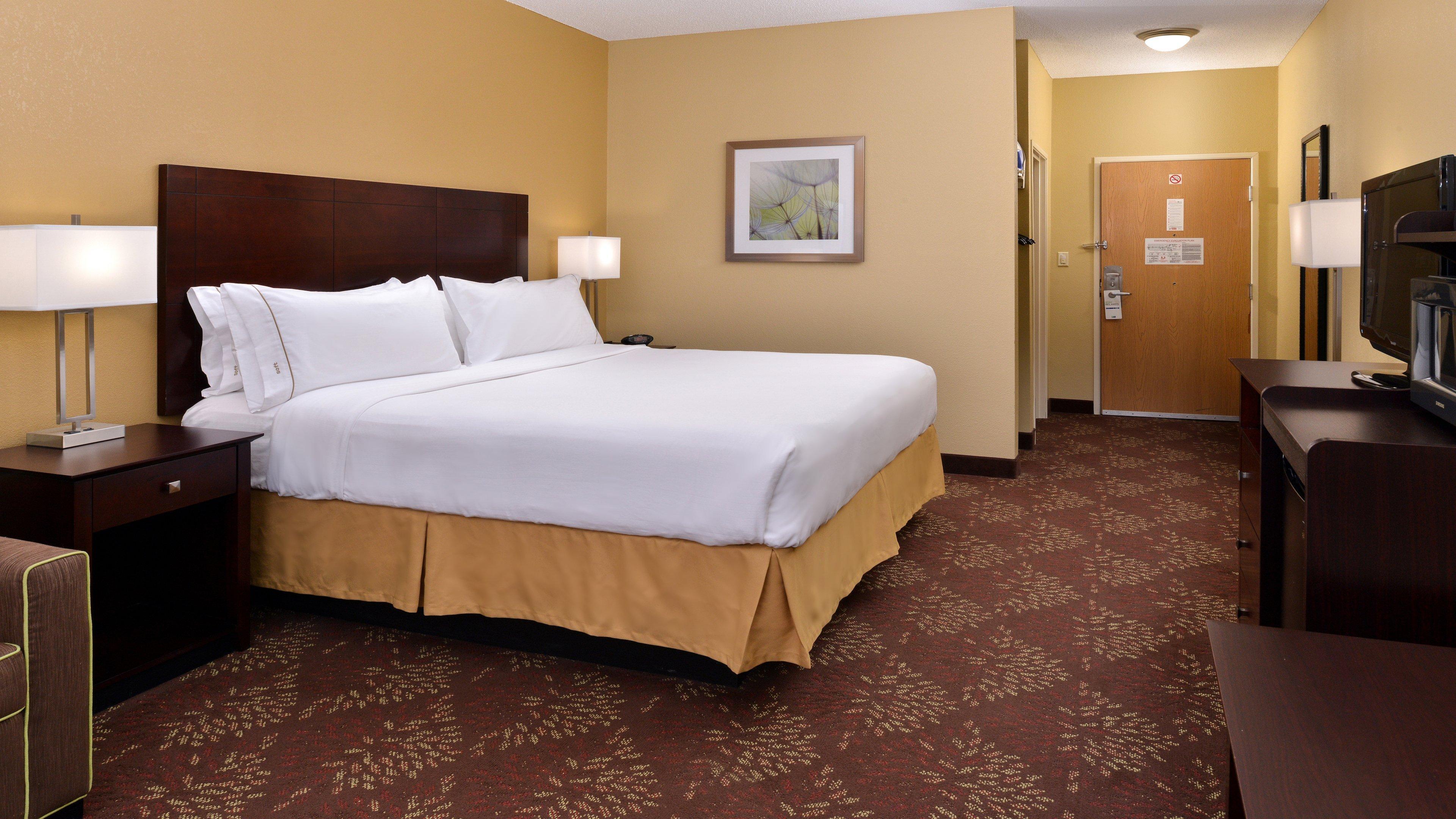 Holiday Inn Express Hotel & Suites Cincinnati-North/Шарънвил Екстериор снимка